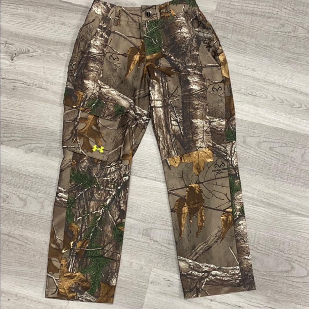Under Armour boys camo pants